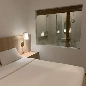 Apartment The Hita